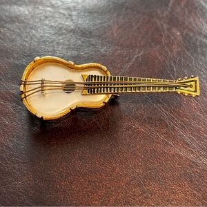 VINTAGE DAMASCENE & MOTHER OF PEARL Mandolin BROOCH MADE IN SPAIN